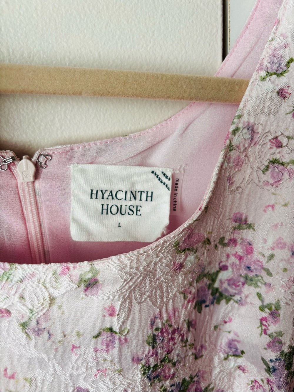 Tuckernuck Hyacinth House Ella Pink Floral Jacquard Puff Sleeve Mini Dress L - Picture 4 of 10